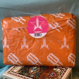 Jeffery Star Thirsty Palette. Never been opened.